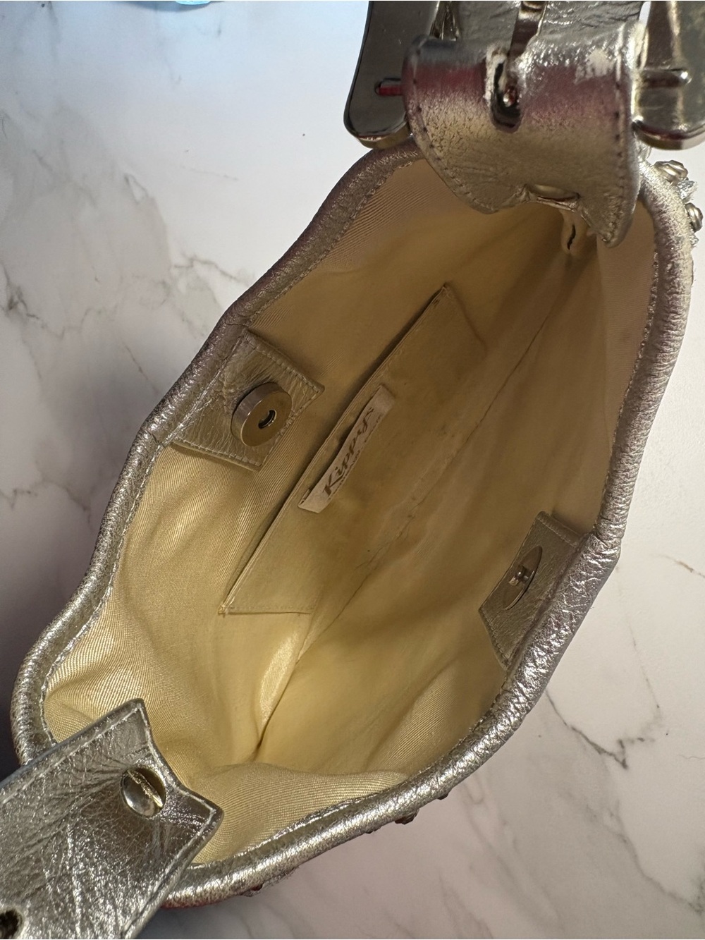 Kippy’s Rare & Unique Embellished Swarovski Crystals Silver Leather Shoulder Bag - Picture 9 of 15